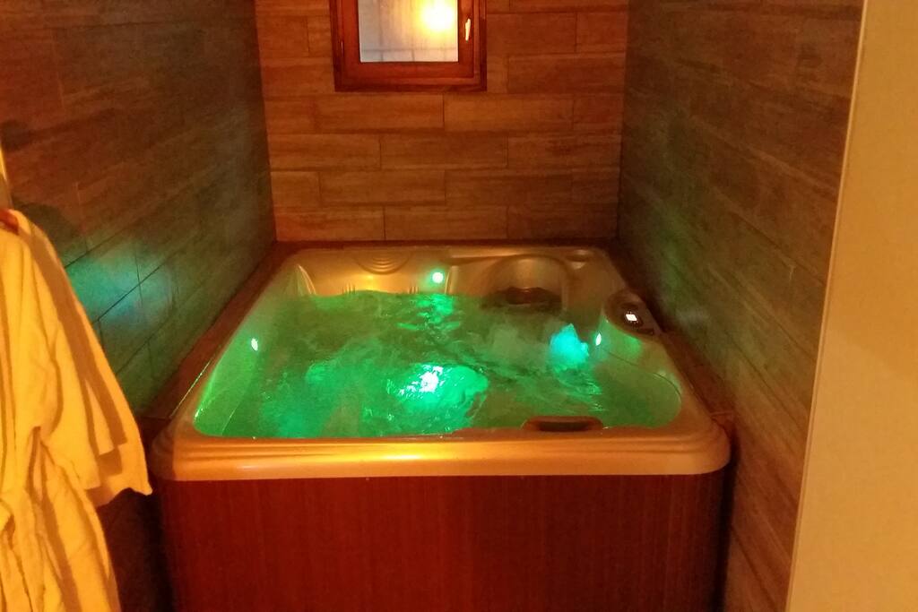 SPA 4 PERS