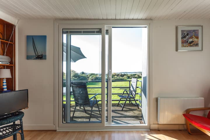 2 Bedroom Deckhouse In Emsworth - Emsworth