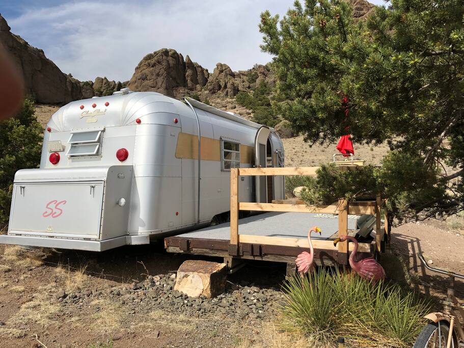 The Lucy Desi Campers/RVs for Rent in Del Norte, Colorado, United States