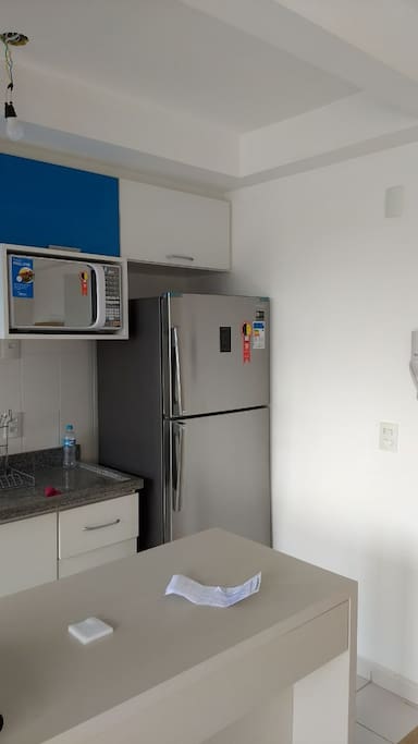 micro&geladeira