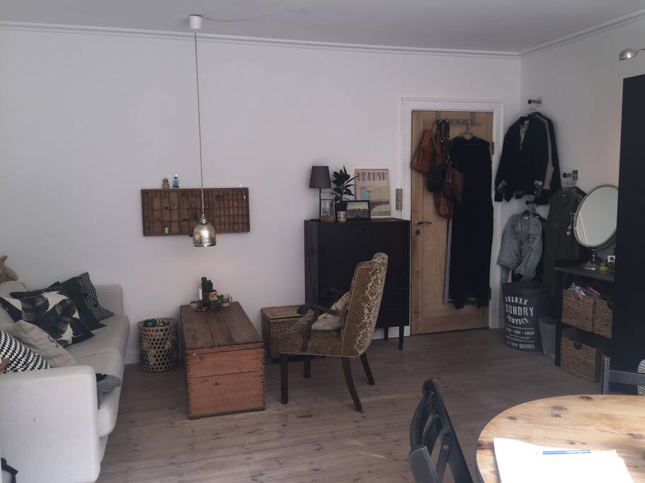 Room 1