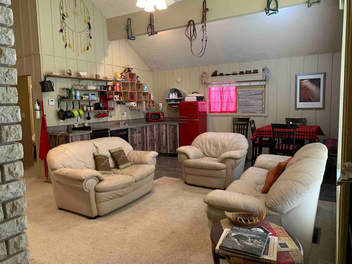 סלון מהכניסה