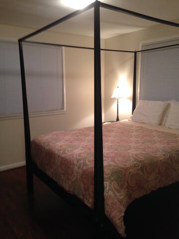Comfy Private Room - Close to Everything