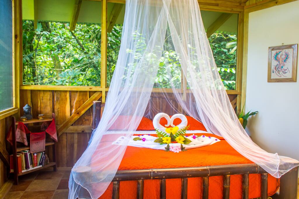 El Fenix bedroom, alternate view
