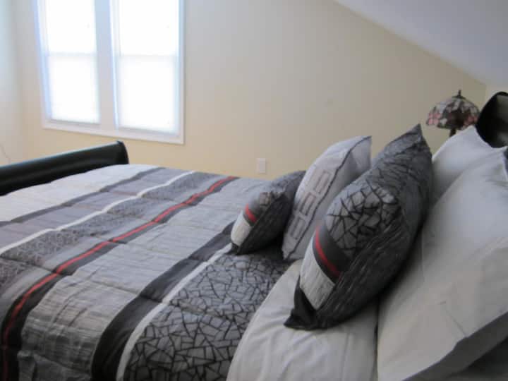 Furahia mwangaza wa asili katika nyumba nzima!