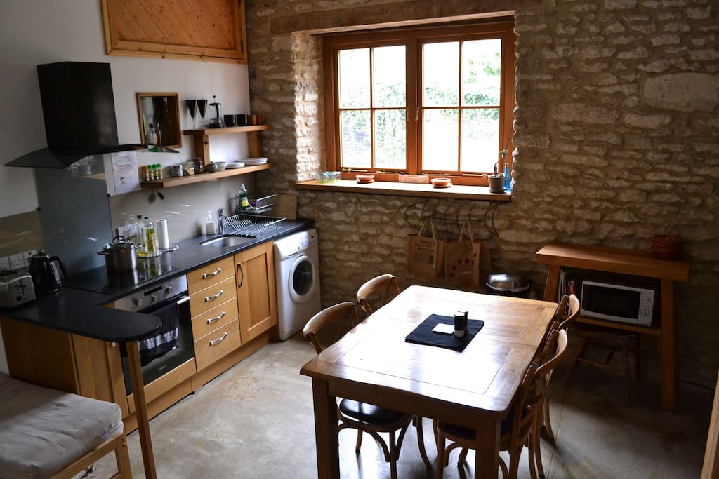 Fully equipped kitchen. Microwave oven on the right-hand unit.