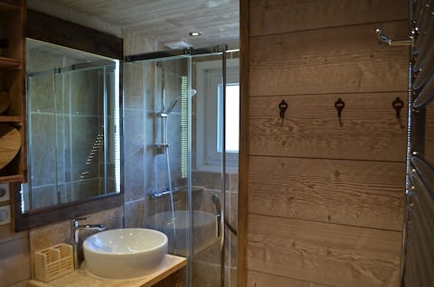 Airbnb performant: Charming studio at the foot of the Mont Blanc gates à Megève