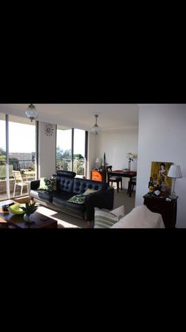 Stylish apartment Bondi Road