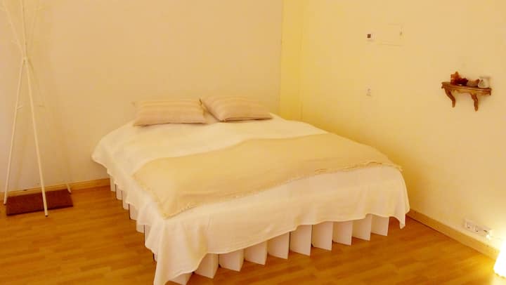 *Kleines Yogastudio+fußbodenheizung*(ohne Dusche) - Vaihingen