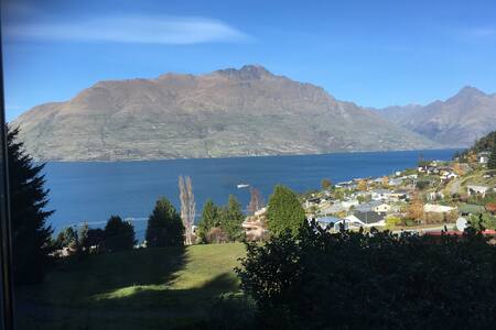 Modern studio close to town with great views