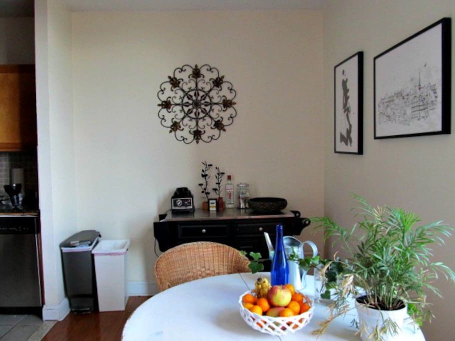Breakfast nook