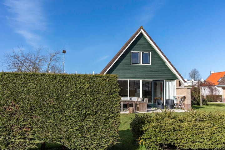 Bungalow 6 at Recreation Park De Wielen