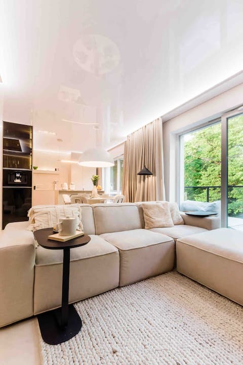 Apartment by the Lake Tourist # 17