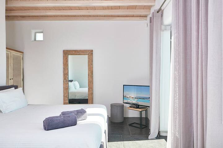 GRAVMY401-2 Superior Villa in Houlakia gallery image 4