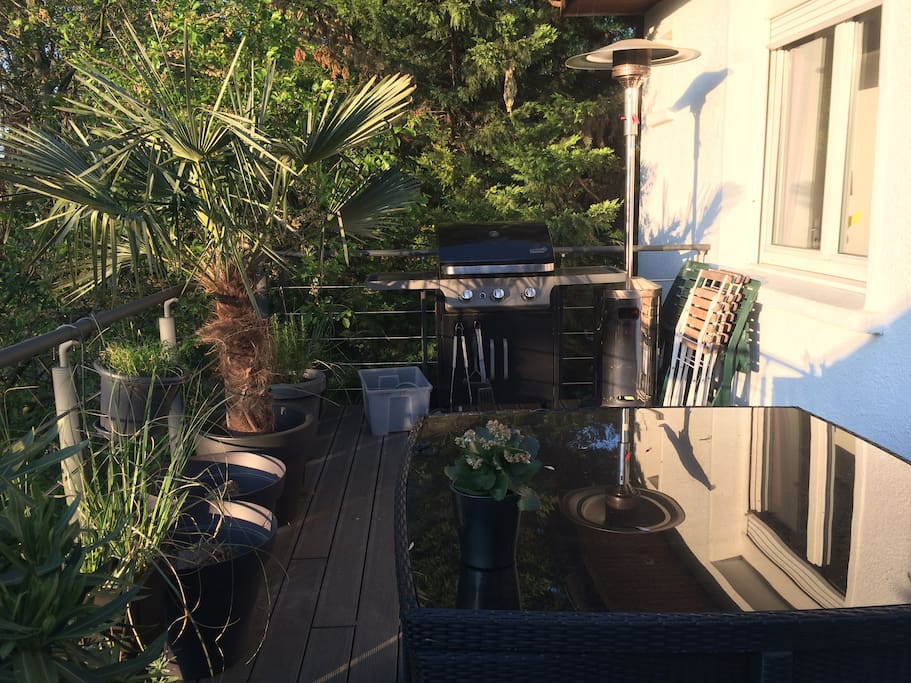 Terrasse avec barbecue