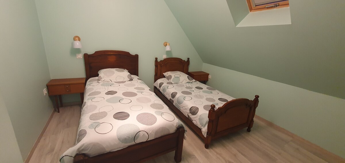 2 x 90 vitanda ghorofani 