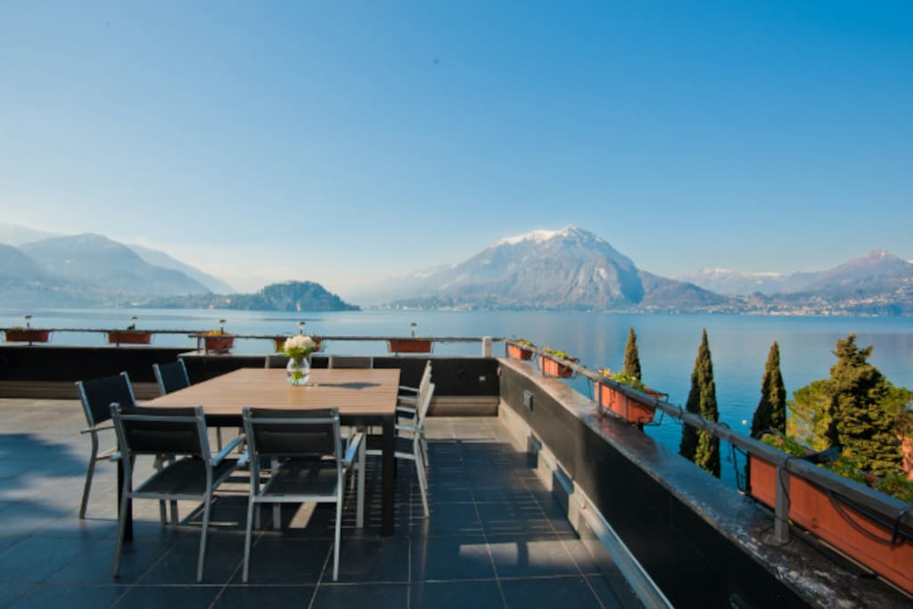 Enjoy a meal together with an amazing view