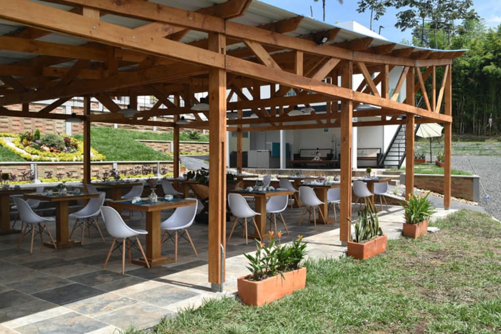 Comedor al aire libre