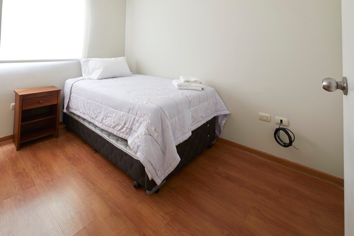 Jednolôžková izba II - rozkladacia pohovka a rozkladacia pohovka