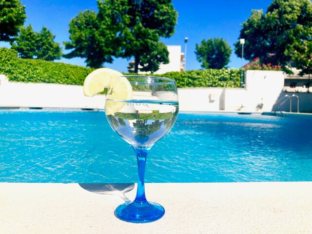 Best Summer (3 story) House – Pool / Garage gallery image 2