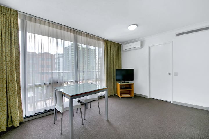 Hillcrest Apartment Hotel managed Airbnb listing 1