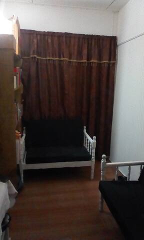 Clean ..Cozy fixer upper.. located near activities