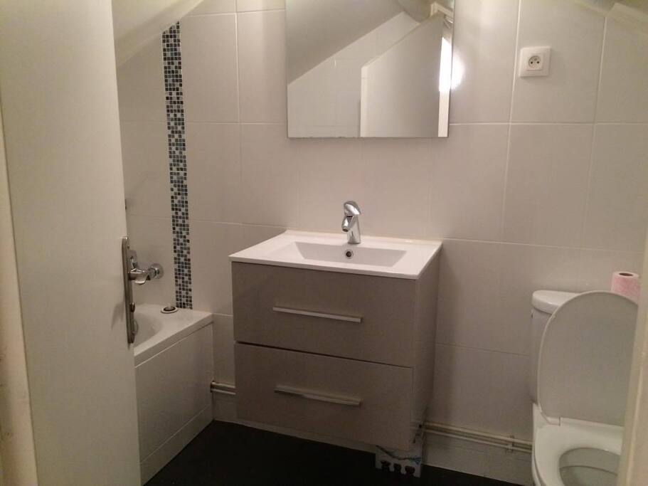 SDB privé dans la chambre