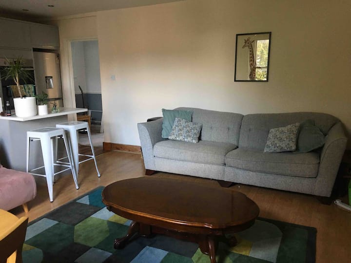 Spacious And Arty Flat- 25 Mins To Central London - Fulham