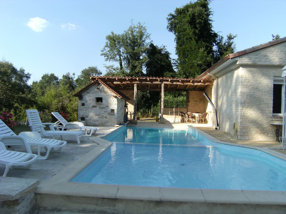 Piscine Coté Dordogne