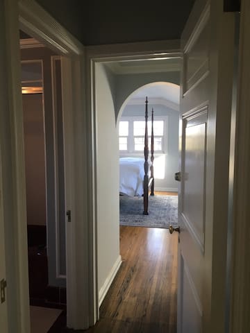 Historic Newlands Apartment