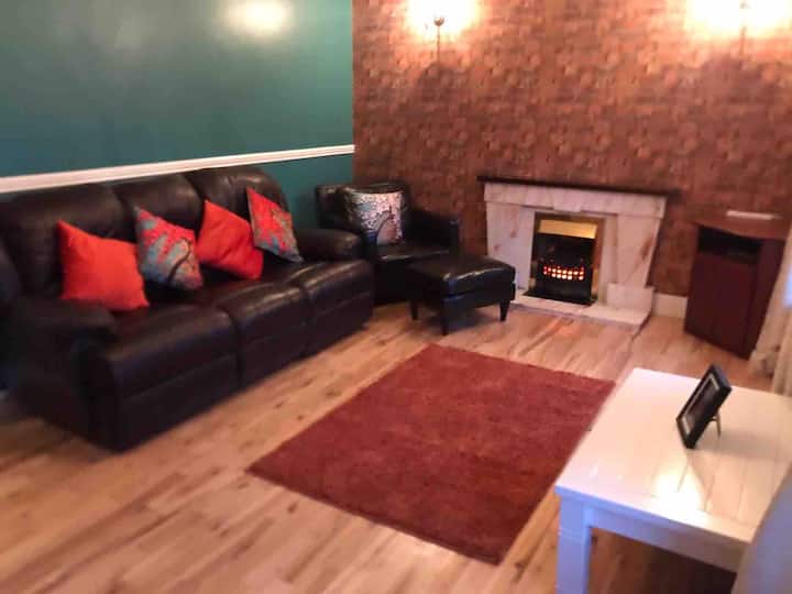 4 Bedroom Terraced House - Cobh