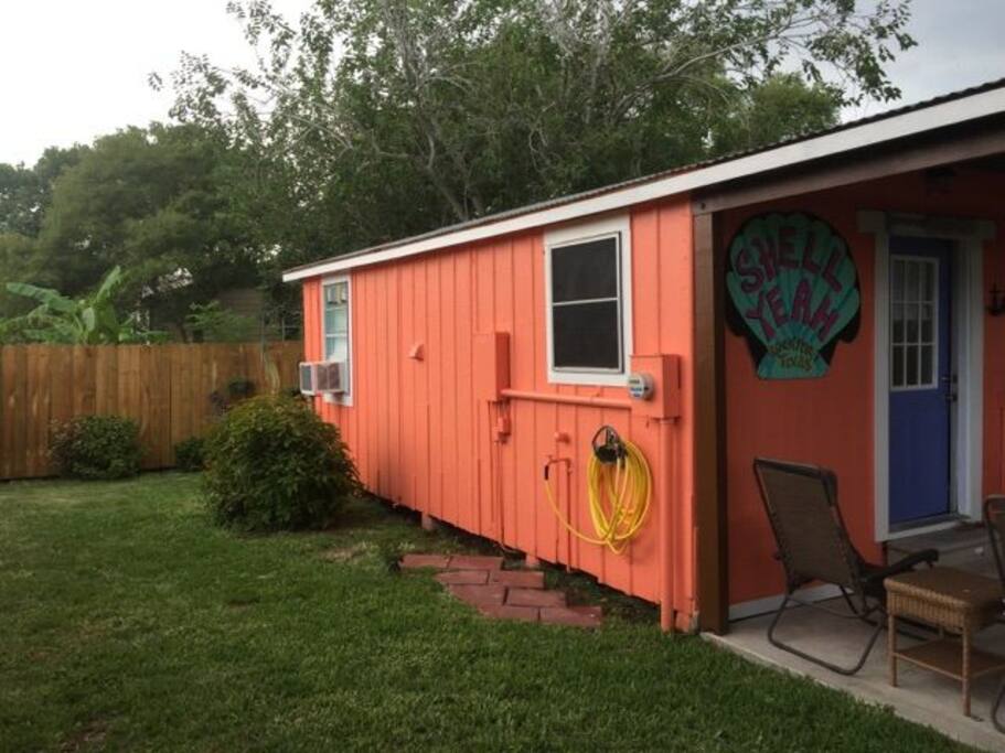 Side yard very private