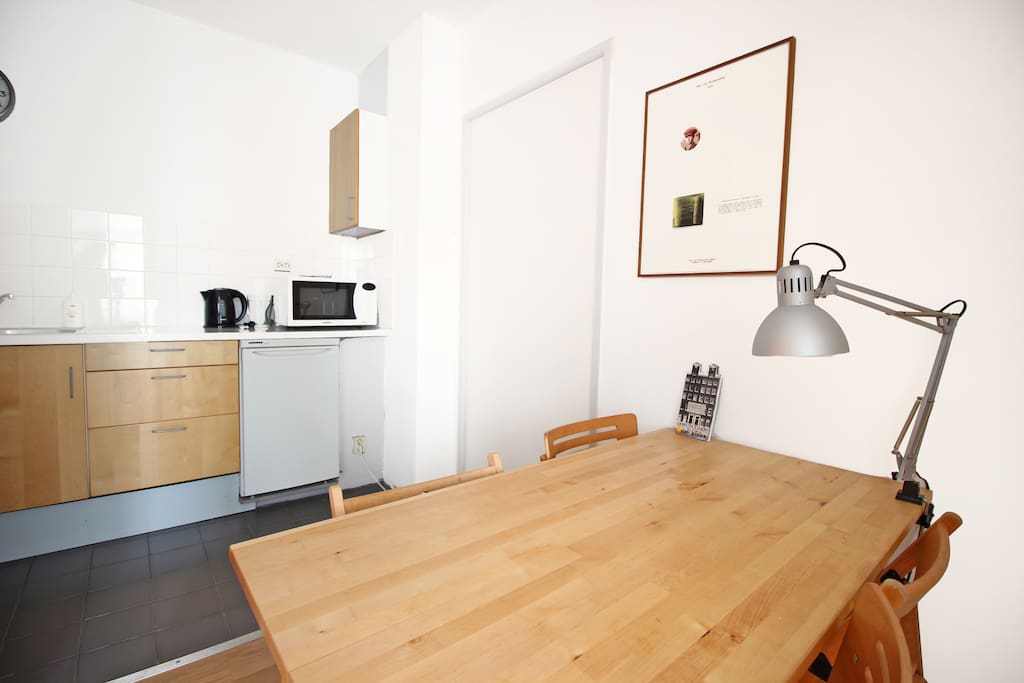 Enjoy delicious meals at this great dining area