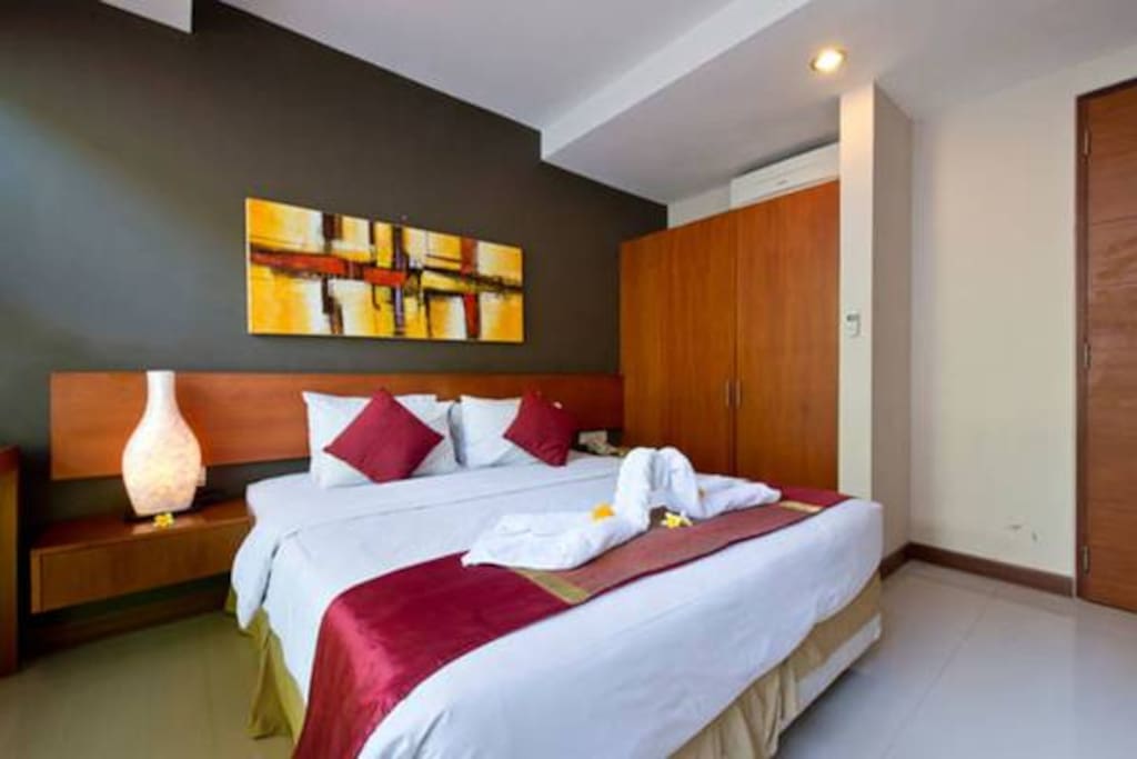 deluxe sweet bedroom