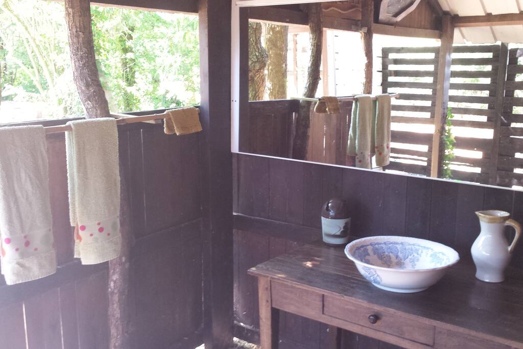 Le coin toilette en mode nature