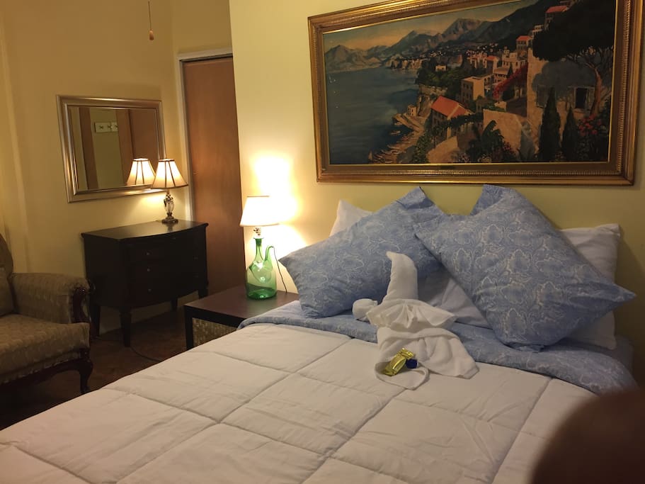 Guest room