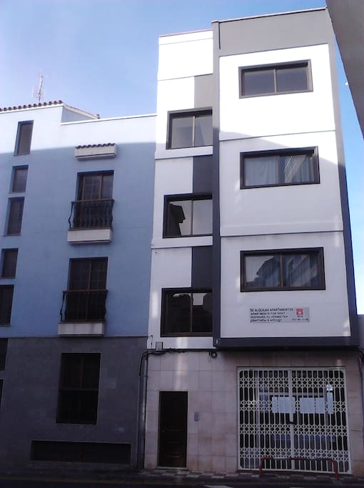 3 floor Building.