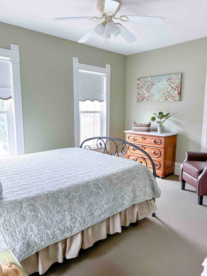 საძინებელი 3