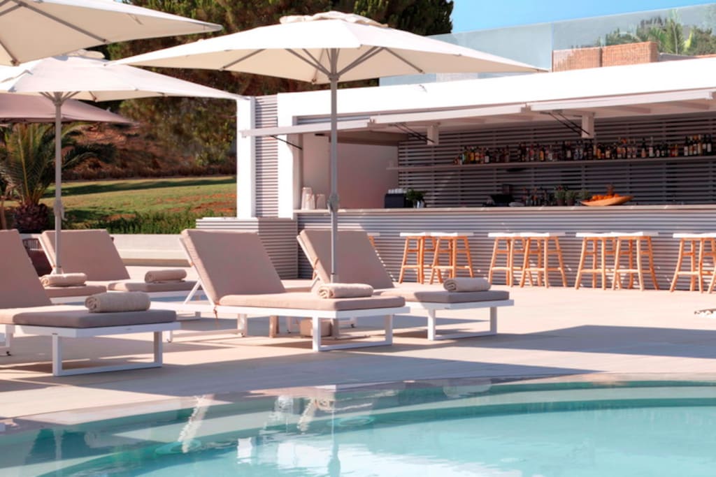 Zakythos Bay & Suites