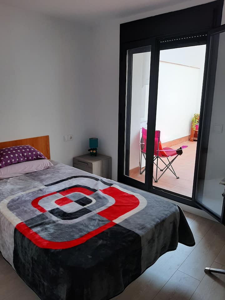 Outdoor room with terrace exit Apartments for Rent in Tarragona