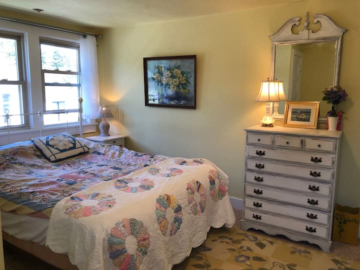 Spavaća soba na katu br. 2 s bračnim krevetom (160x200