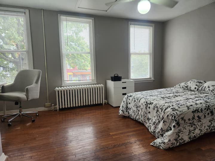 Private Spacious Room Nw Dc! Parking/ Hospital/ Hu - Washington, D.C.