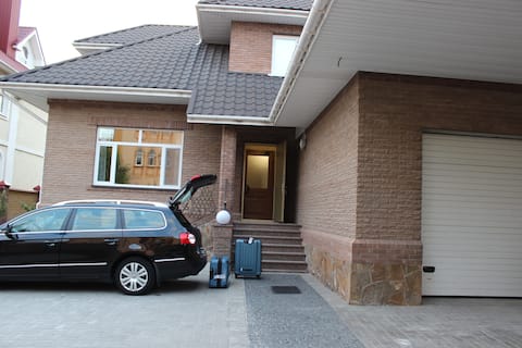 Guest house "Barin House".