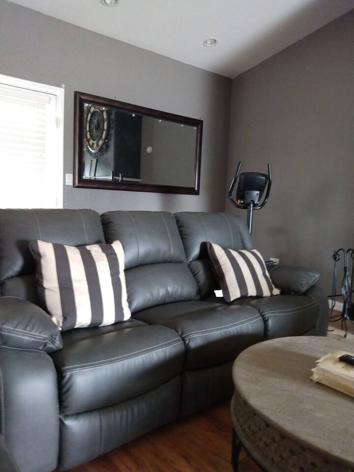 Edwards Air Force Base Holiday Rentals & Homes California, United