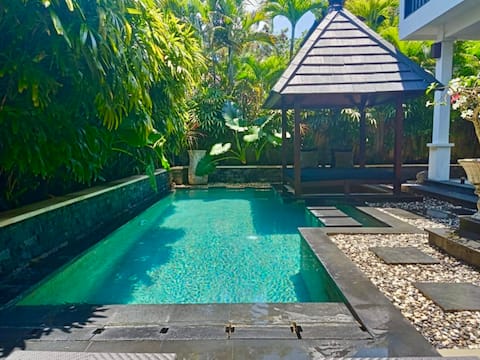 Villa Teratai - Just steps from Seminyak Beach