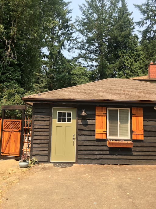 View of Carriage House and adjoining patio.