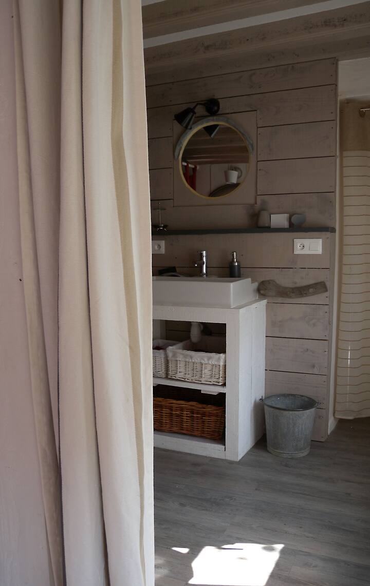 Bord De L'eure.canoë. Jardin Permacole.1h De Paris - Dreux