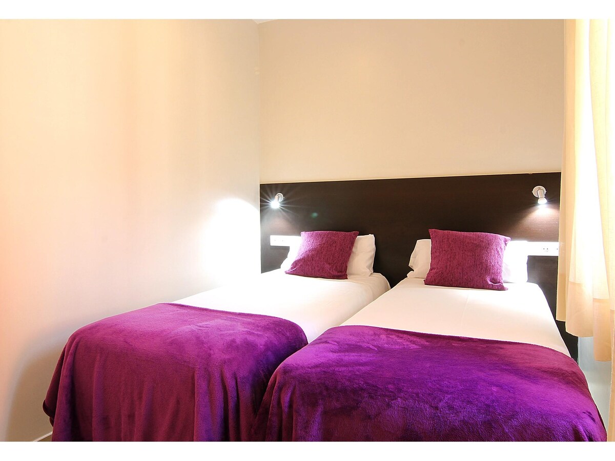 Ambienti i dhomës së gjumit