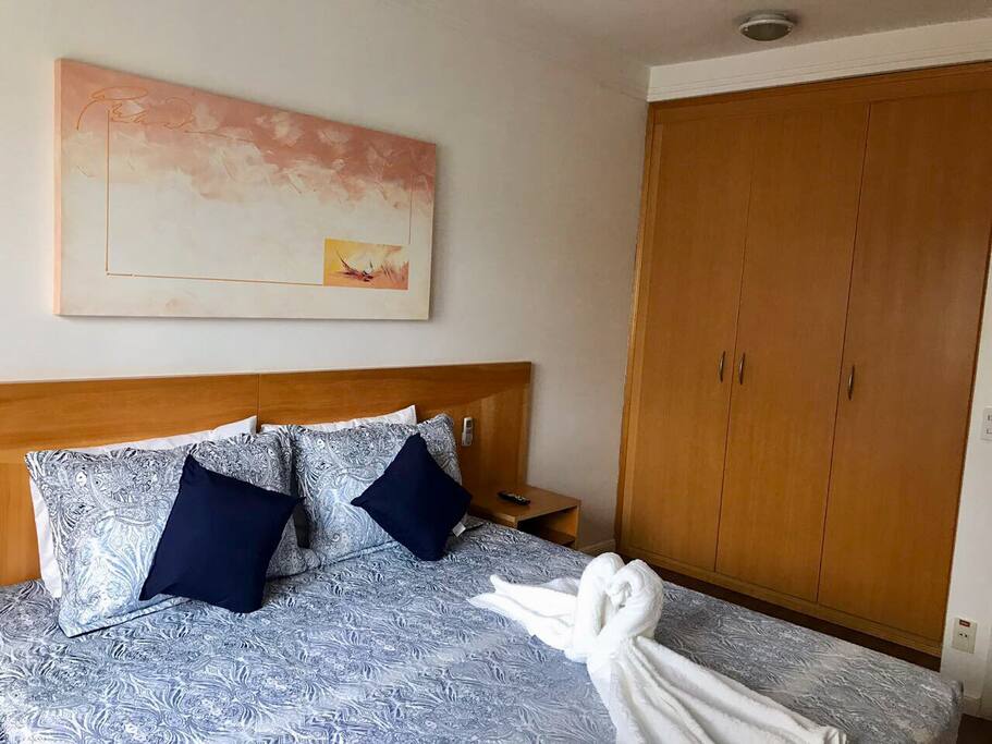 Roupas de cama novas, toalhas Buddemeyer