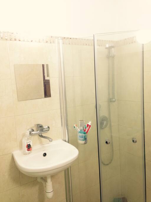 DOUCHE LAVABO